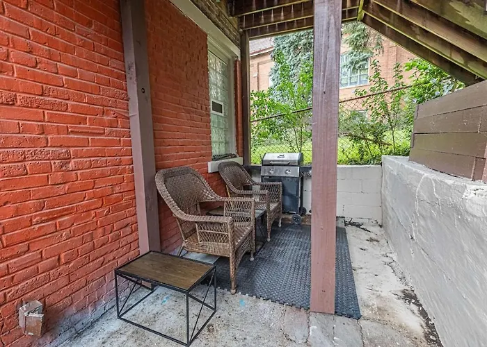 Cozy Mount Washington 1br With Patio Apartment